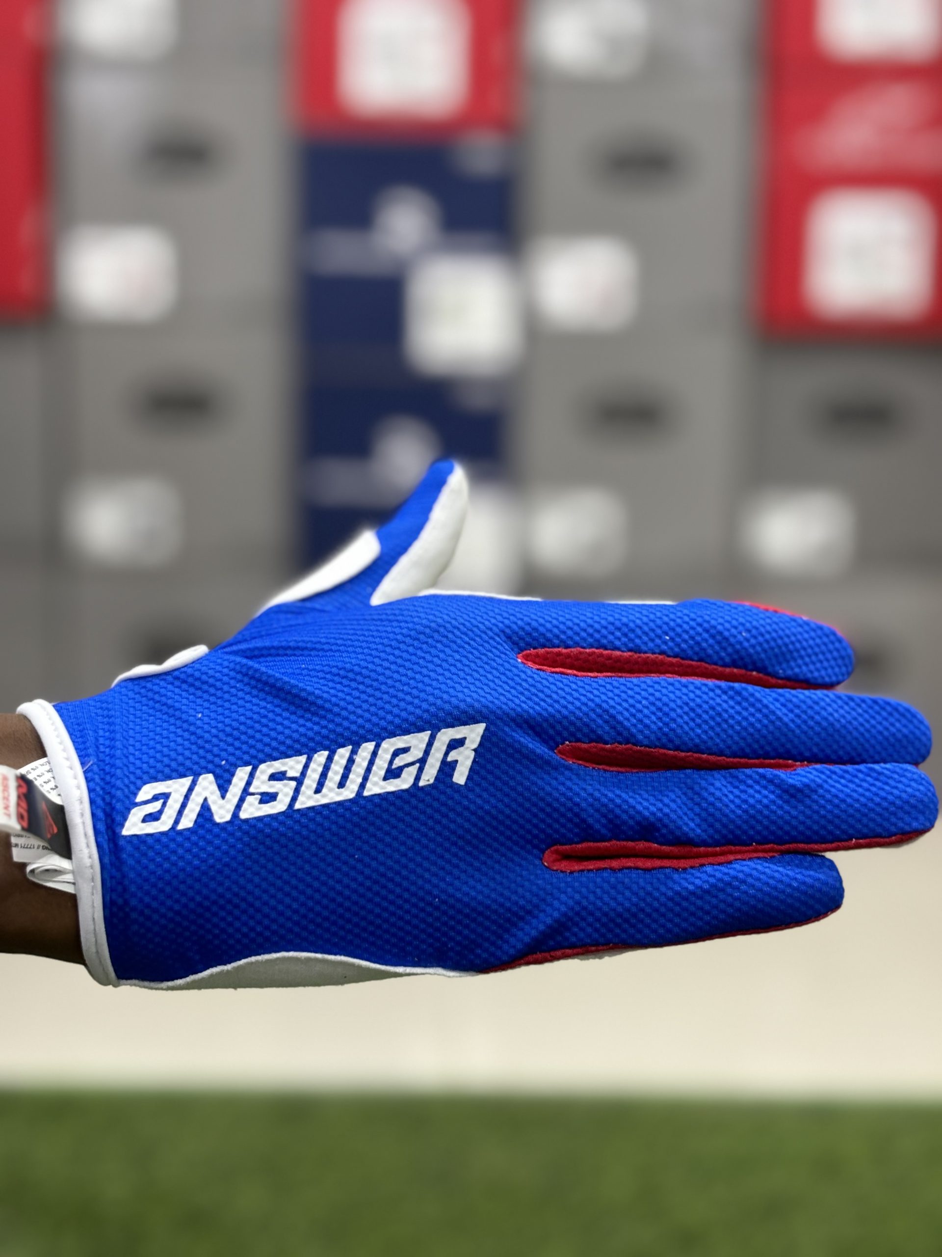 Answer Gloves